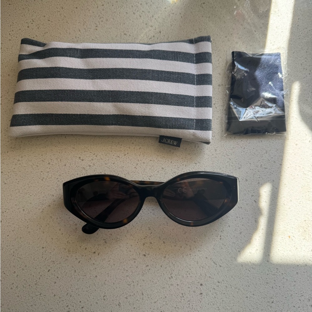 J. Crew Oval Cat Eye Tortoise brown Sunglasses